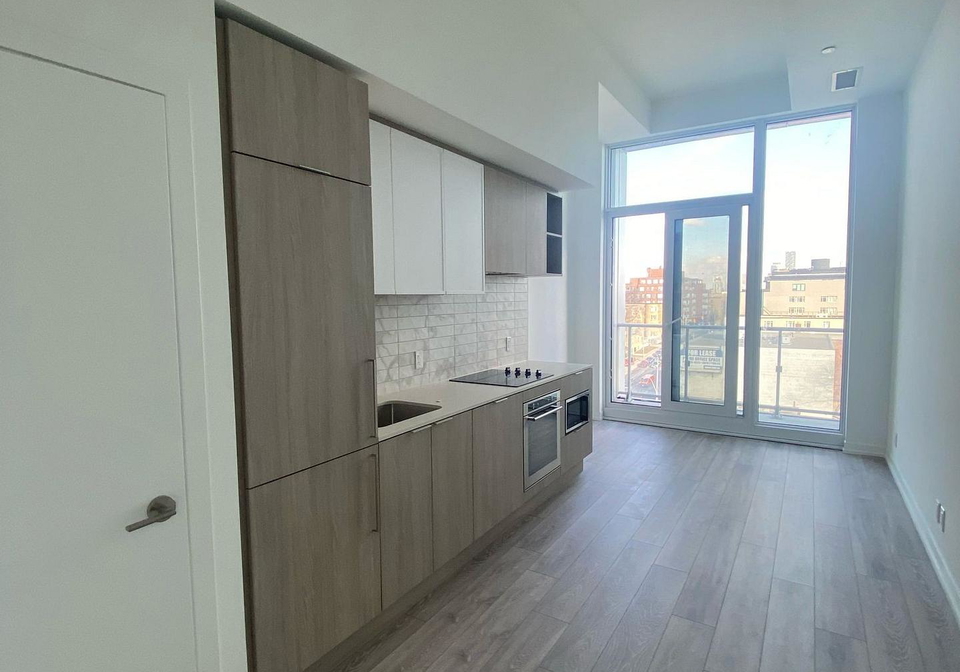 2020-bathurst-street-toronto-ontario-c12388605