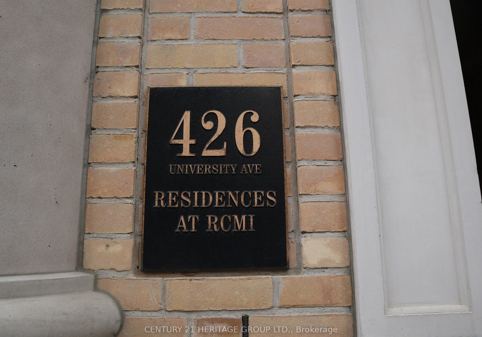 426-university-avenue-toronto-ontario-c12388759
