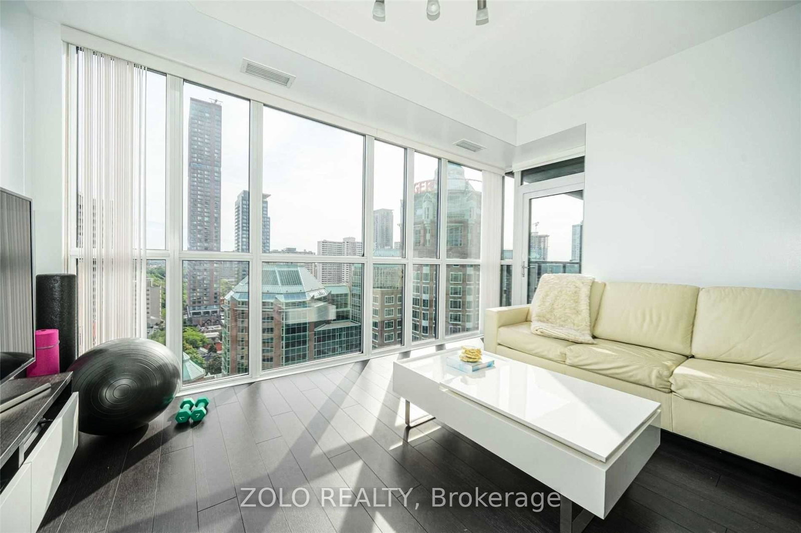 28-ted-rogers-way-toronto-ontario-c12388763