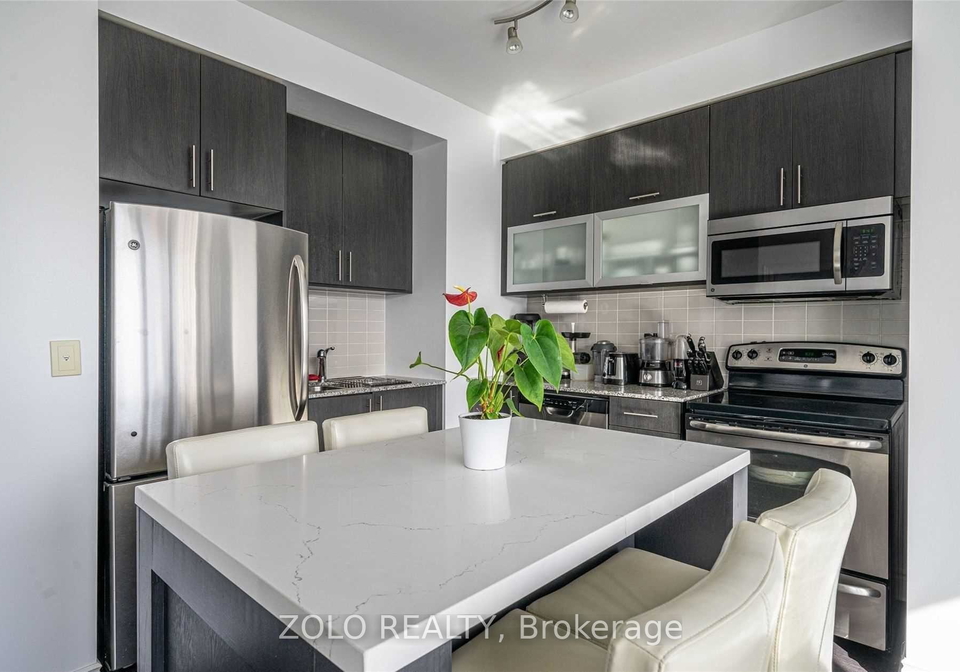 28-ted-rogers-way-toronto-ontario-c12388763
