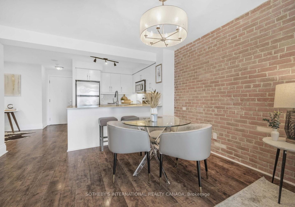 1-scott-street-toronto-ontario-c12389648