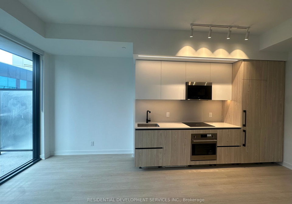 699-sheppard-avenue-e-north-york-ontario-c12389843