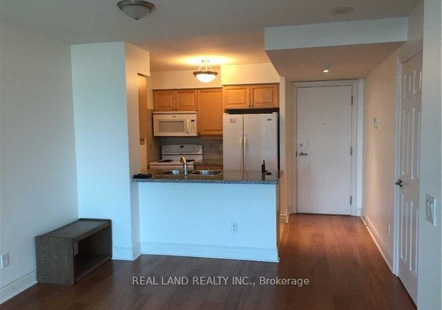 15-greenview-avenue-toronto-ontario-c12389926