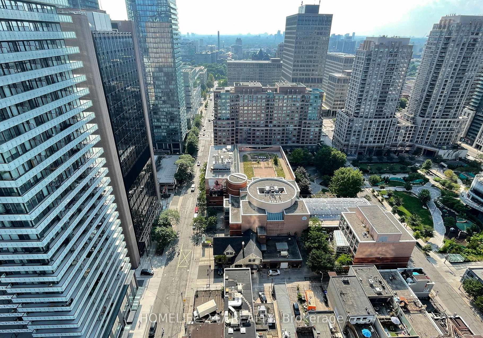 501-yonge-street-toronto-ontario-c12389952