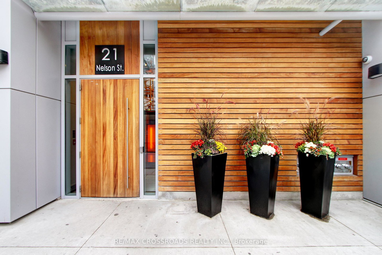 21-nelson-street-toronto-ontario-c12389964