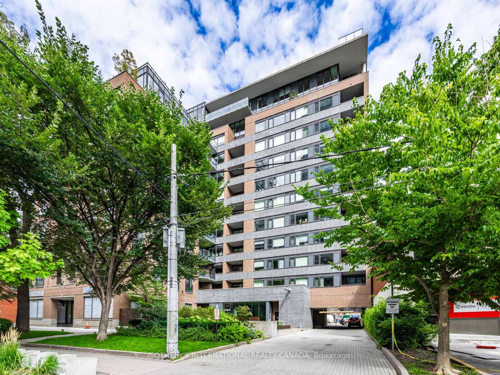 400-wellington-street-w-toronto-ontario-c12389973