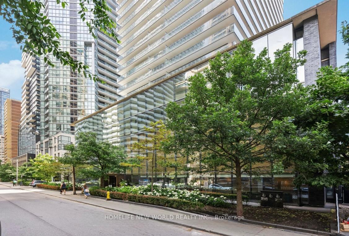 33-charles-street-e-toronto-ontario-c12390401