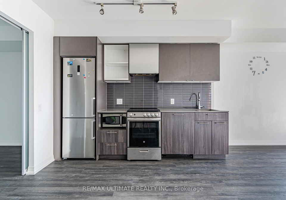 251-jarvis-street-toronto-ontario-c12390615