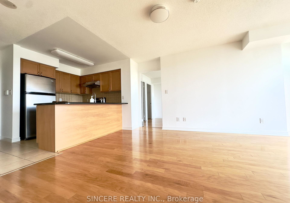 35-hollywood-avenue-north-york-ontario-c12390689