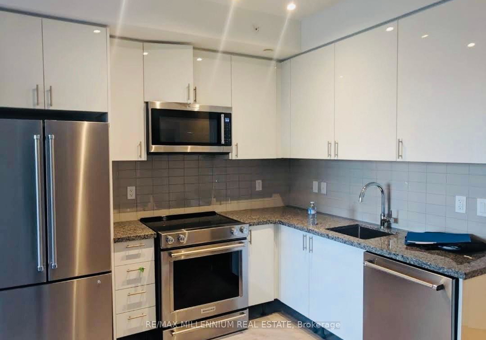 621-sheppard-avenue-e-north-york-ontario-c12391109