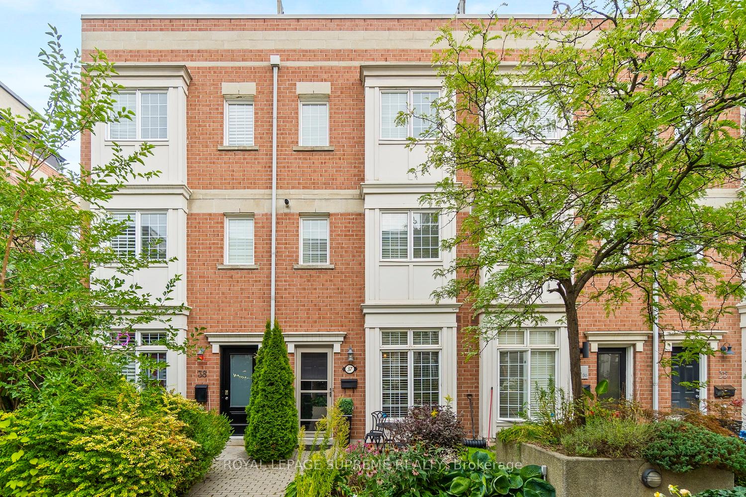 6-wellesley-place-toronto-ontario-c12391402
