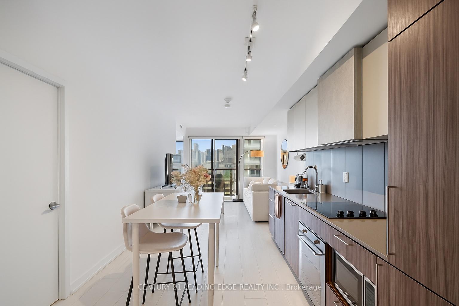 19-western-battery-road-toronto-ontario-c12391499