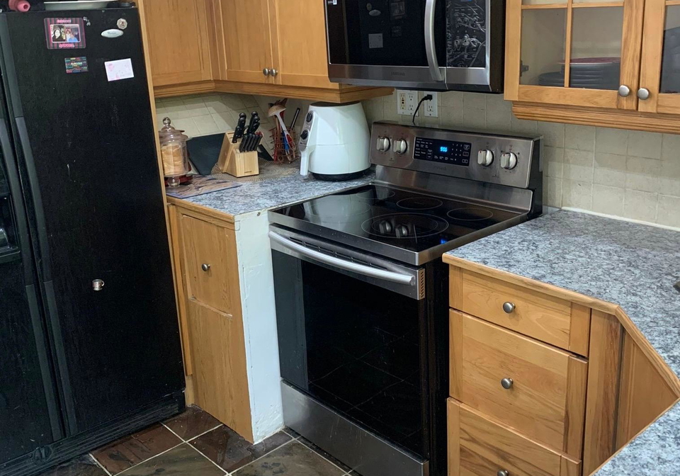 13-lanark-avenue-toronto-ontario-c12391608