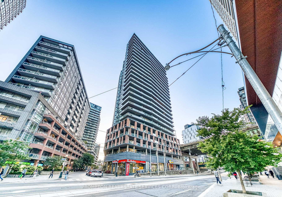 20-bruyeres-mews-toronto-ontario-c12391658
