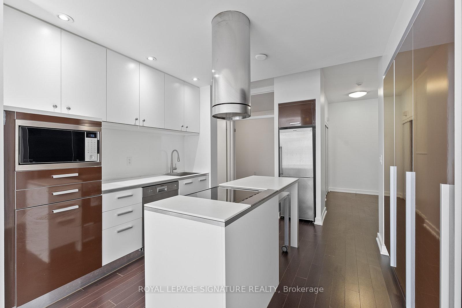 38-dan-leckie-way-toronto-ontario-c12391862