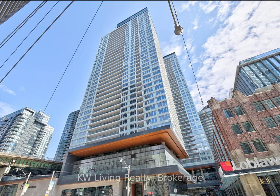 19-bathurst-street-toronto-ontario-c12392112
