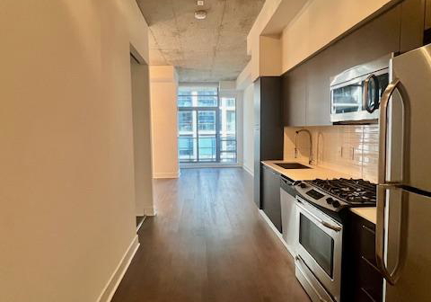 399-adelaide-street-w-toronto-ontario-c12392320