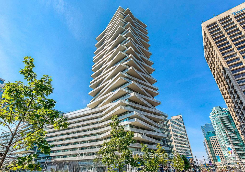 15-queens-quay-e-quay-toronto-ontario-c12392351