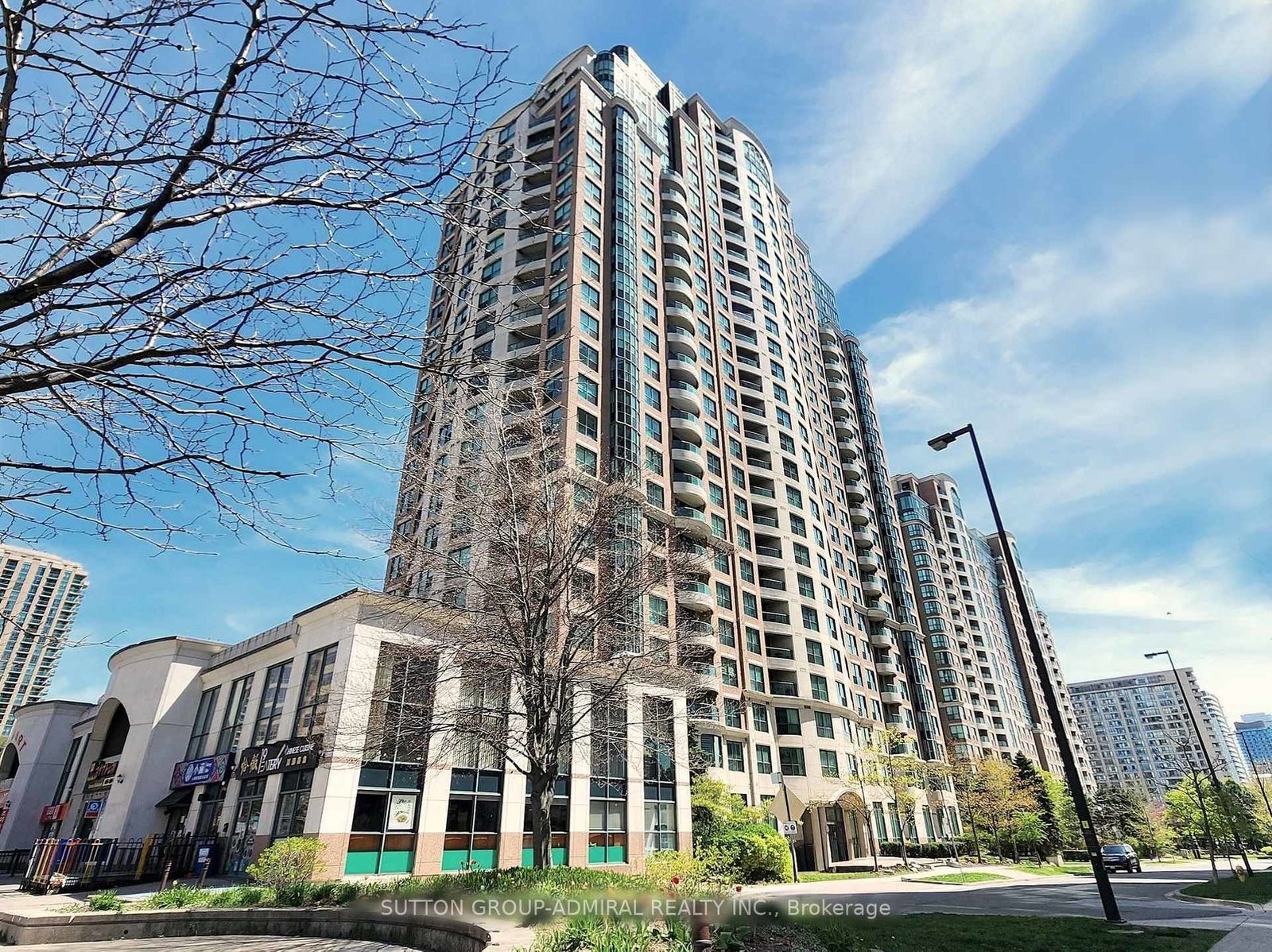 7-lorraine-drive-toronto-ontario-c12392682
