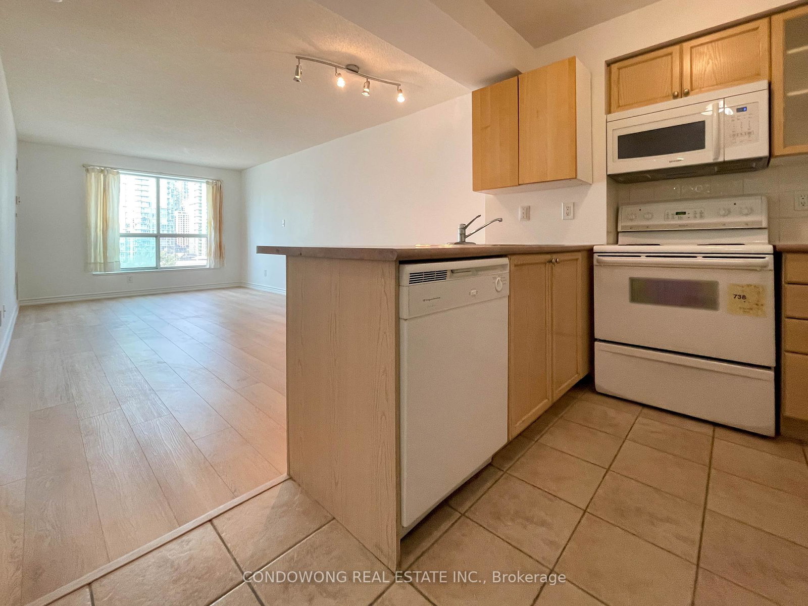 410-queens-quay-w-toronto-ontario-c12392820