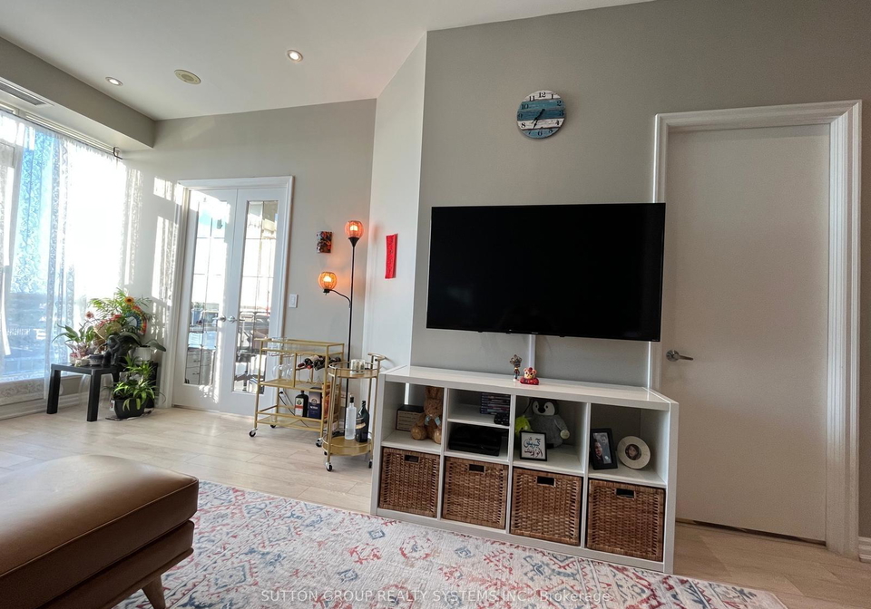 797-don-mills-road-east-york-ontario-c12392932