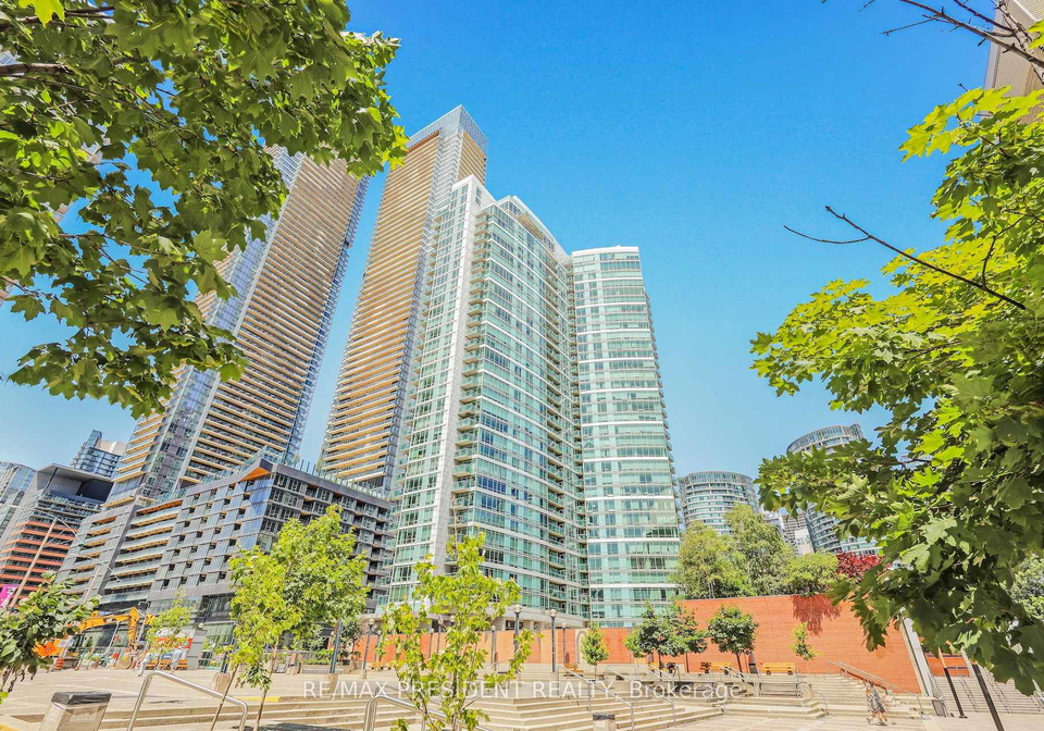 81-navy-wharf-court-toronto-ontario-c12392936