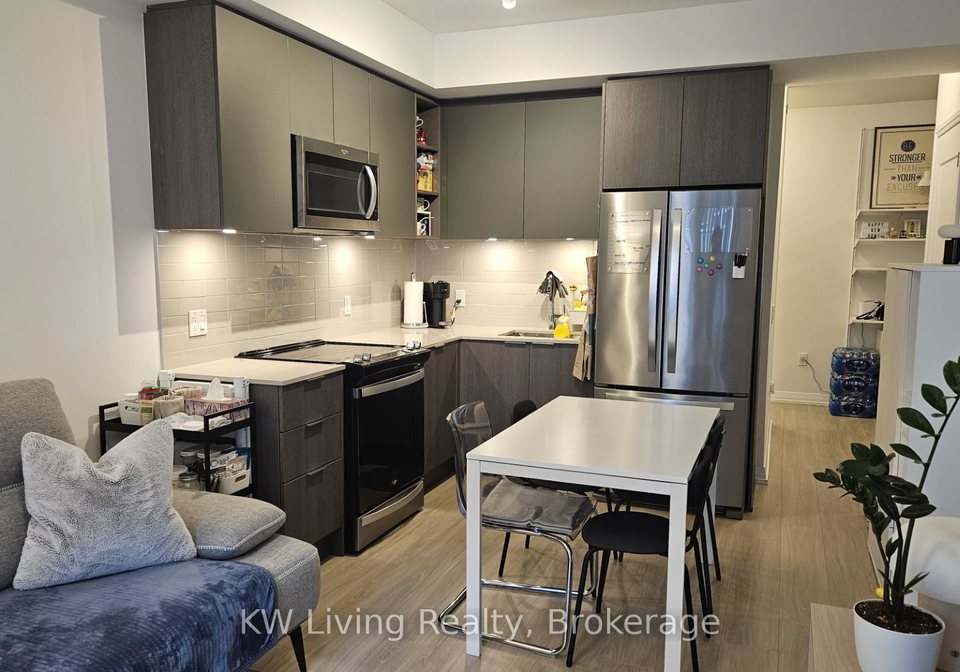 25-holly-street-toronto-ontario-c12392940