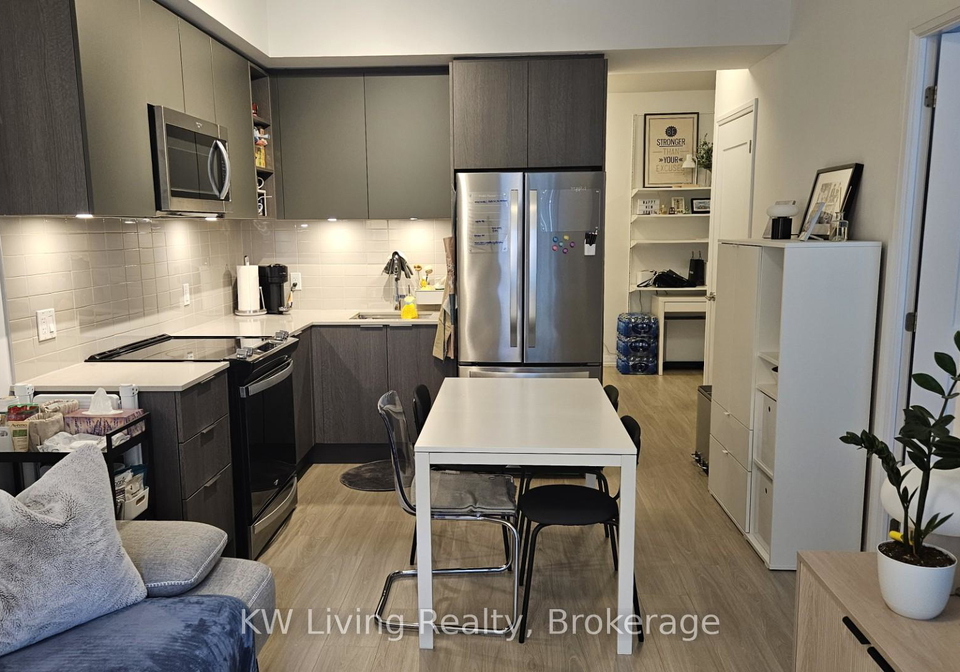 25-holly-street-toronto-ontario-c12392940