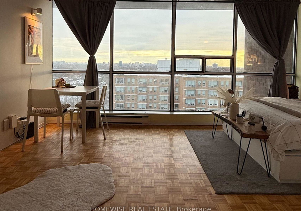 914-yonge-street-toronto-ontario-c12392960