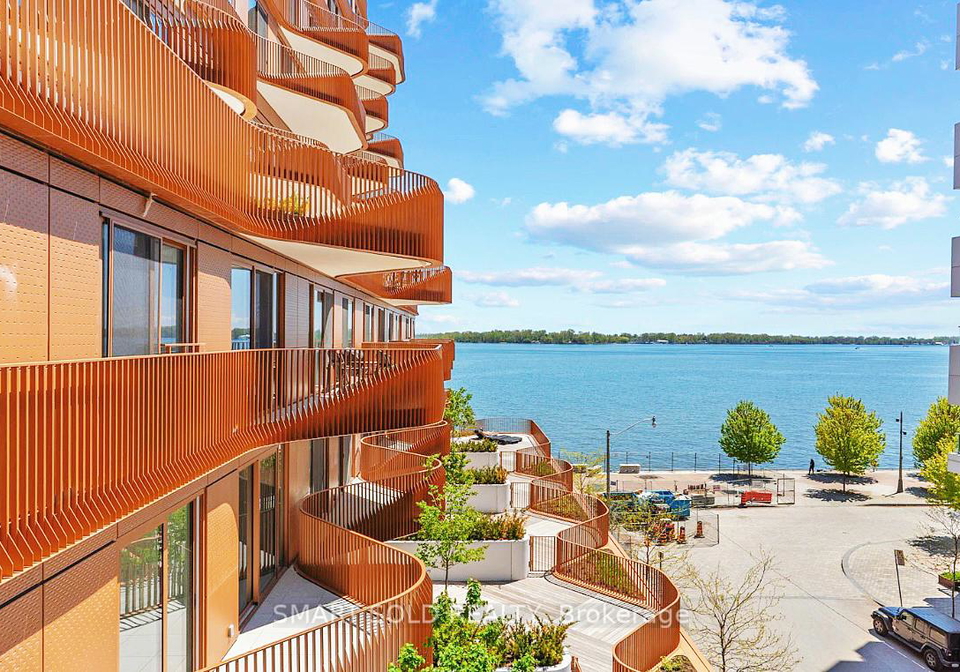 155-merchants-wharf-toronto-ontario-c12392984