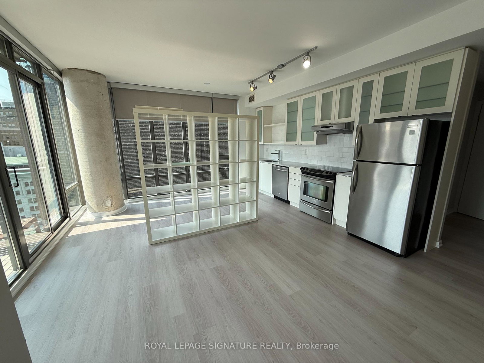33-lombard-street-toronto-ontario-c12393005
