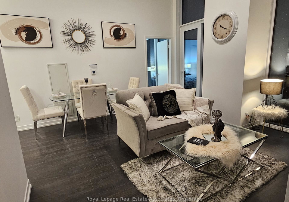 2020-bathurst-street-toronto-ontario-c12393157