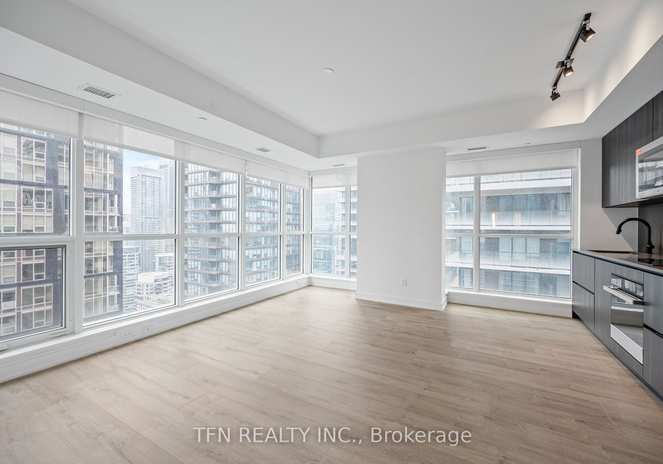 327-king-street-w-toronto-ontario-c12393240
