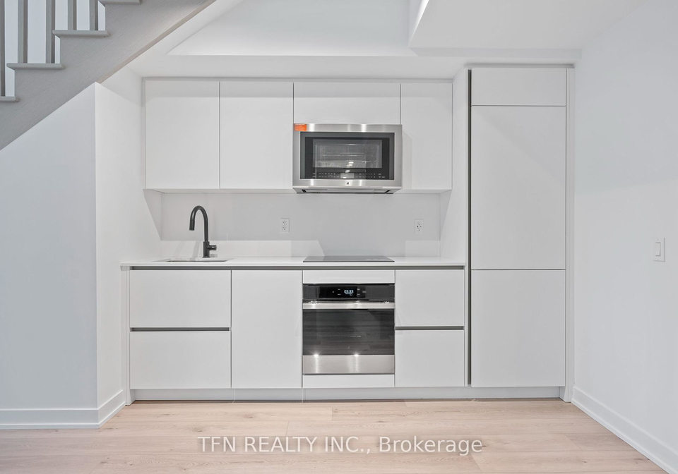 327-king-street-w-toronto-ontario-c12393242