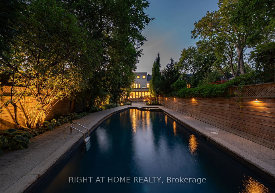123-south-drive-toronto-ontario-c12393279
