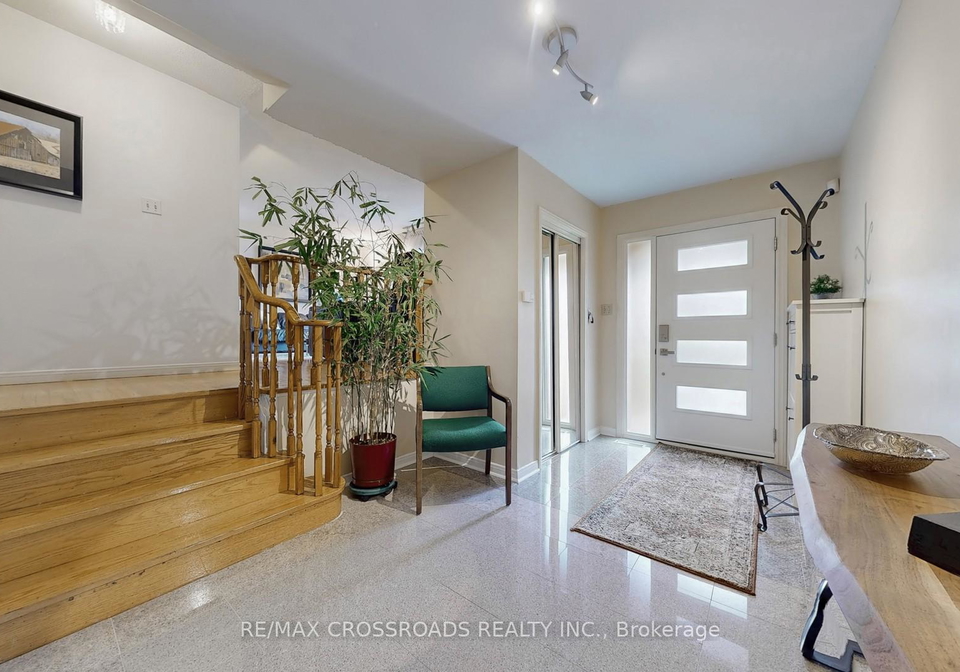 218-kingslake-road-north-york-ontario-c12393366