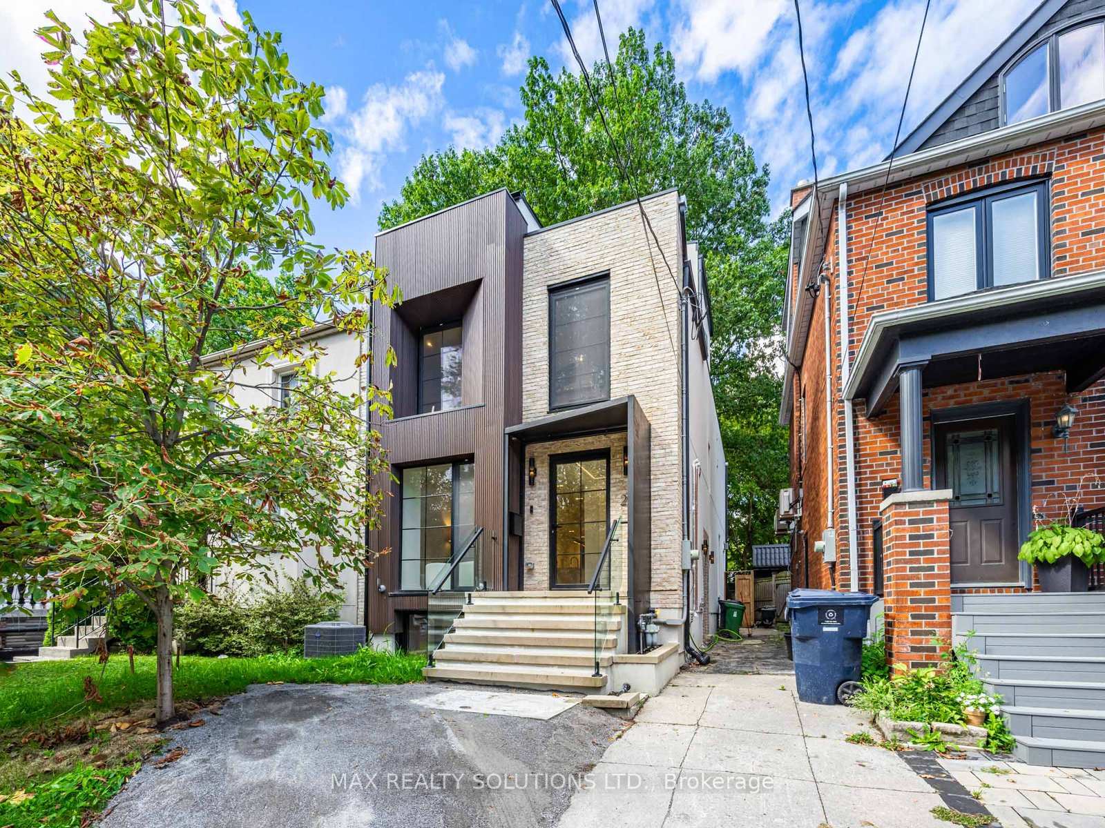 22-mann-avenue-toronto-ontario-c12393447
