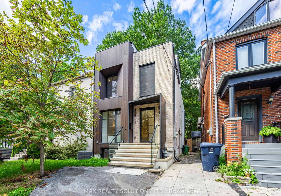 22-mann-avenue-toronto-ontario-c12393447