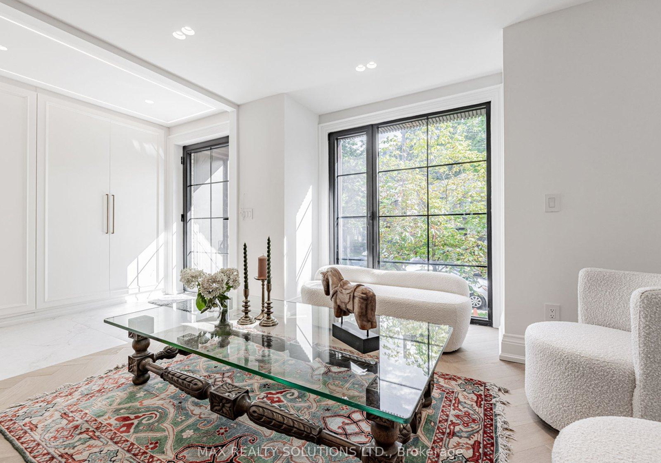 22-mann-avenue-toronto-ontario-c12393447