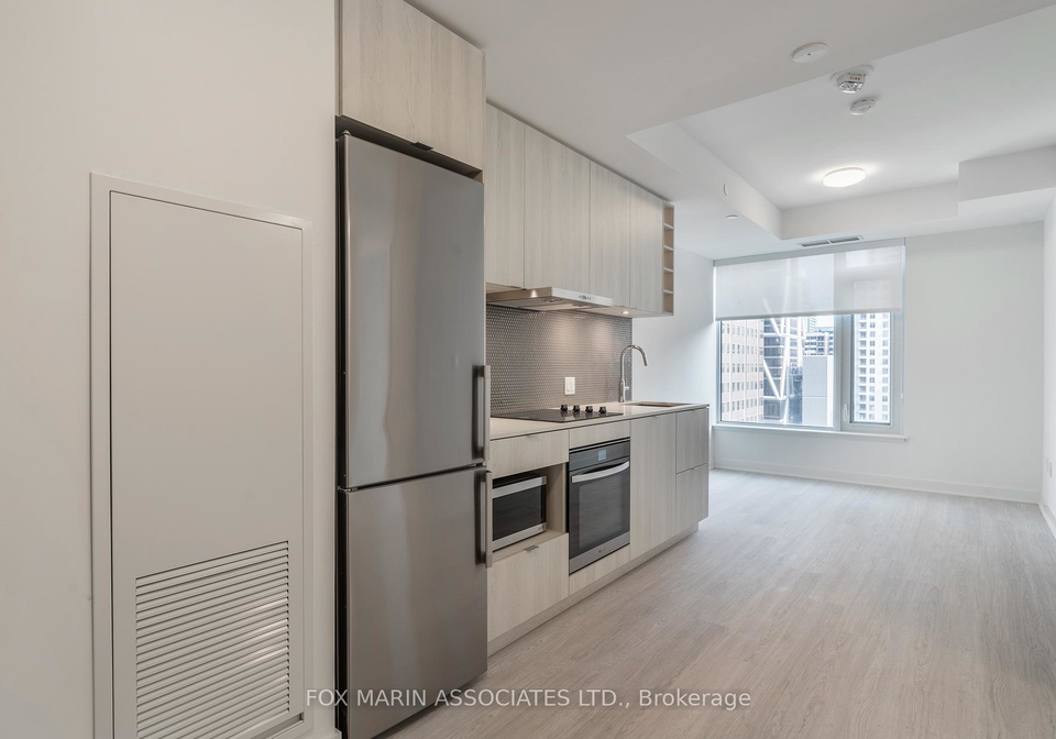11-yorkville-avenue-toronto-ontario-c12393567