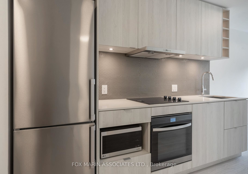 11-yorkville-avenue-toronto-ontario-c12393567