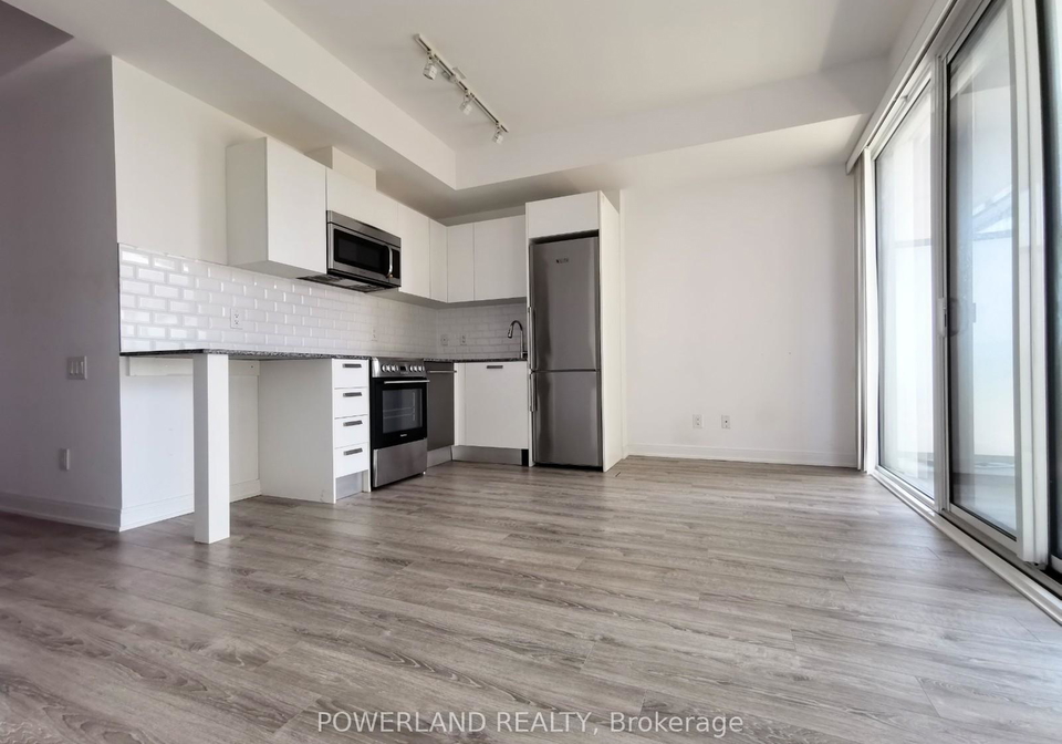 42-charles-street-e-toronto-ontario-c12393831