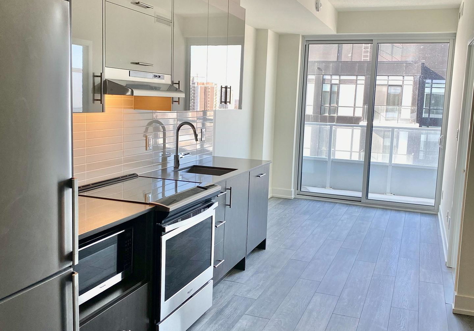 180-fariview-mall-drive-north-york-ontario-c12393859