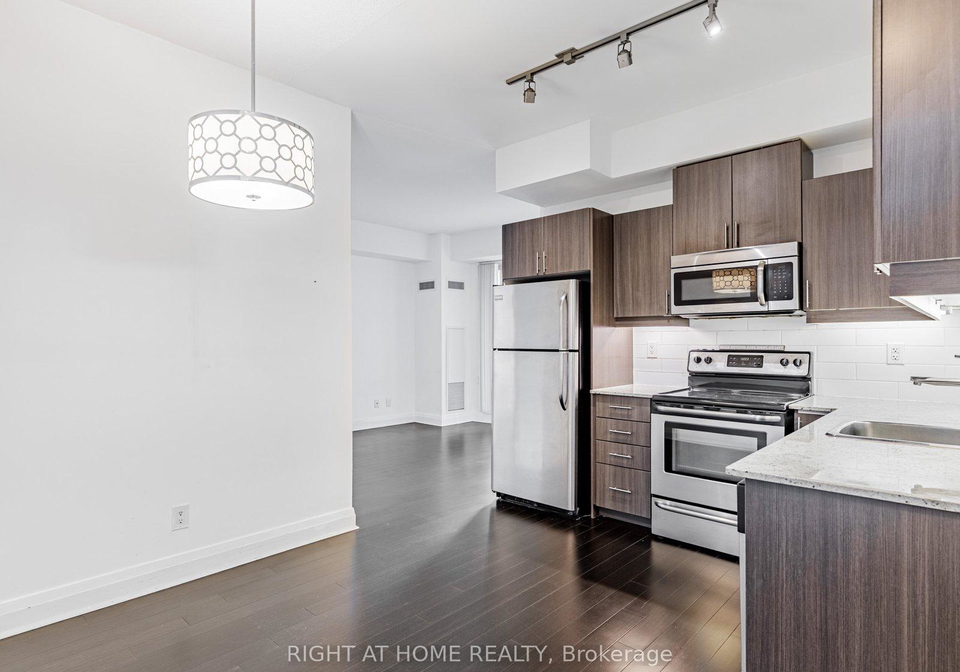 17-kenaston-gardens-north-york-ontario-c12393912