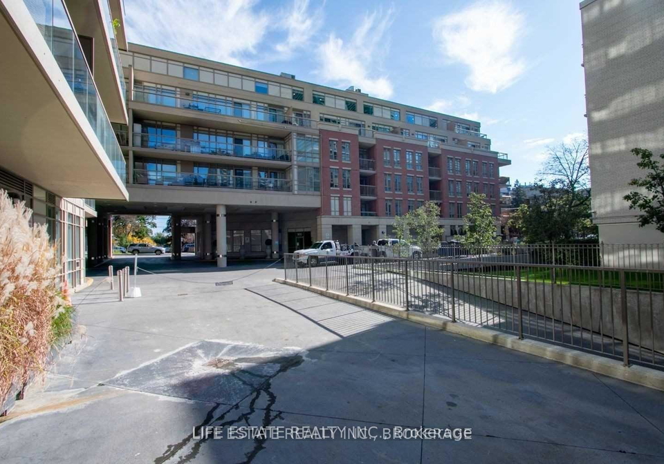 900-mount-pleasant-road-toronto-ontario-c12394156