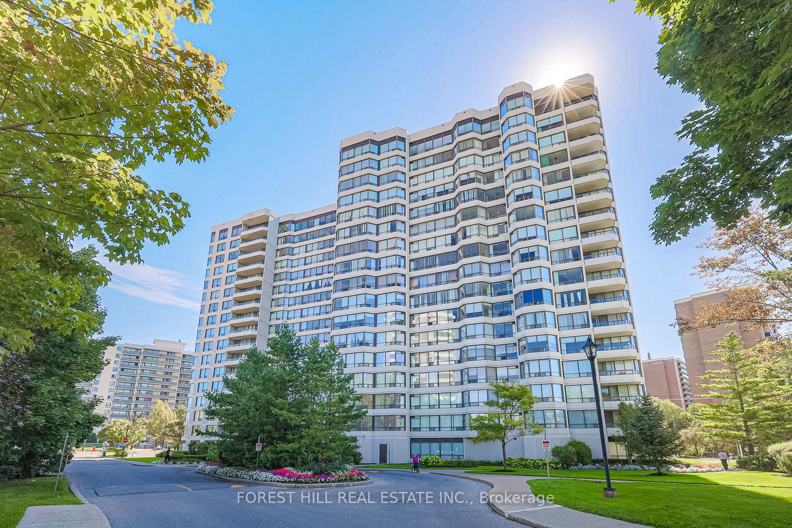 1101-steeles-avenue-w-toronto-ontario-c12394399