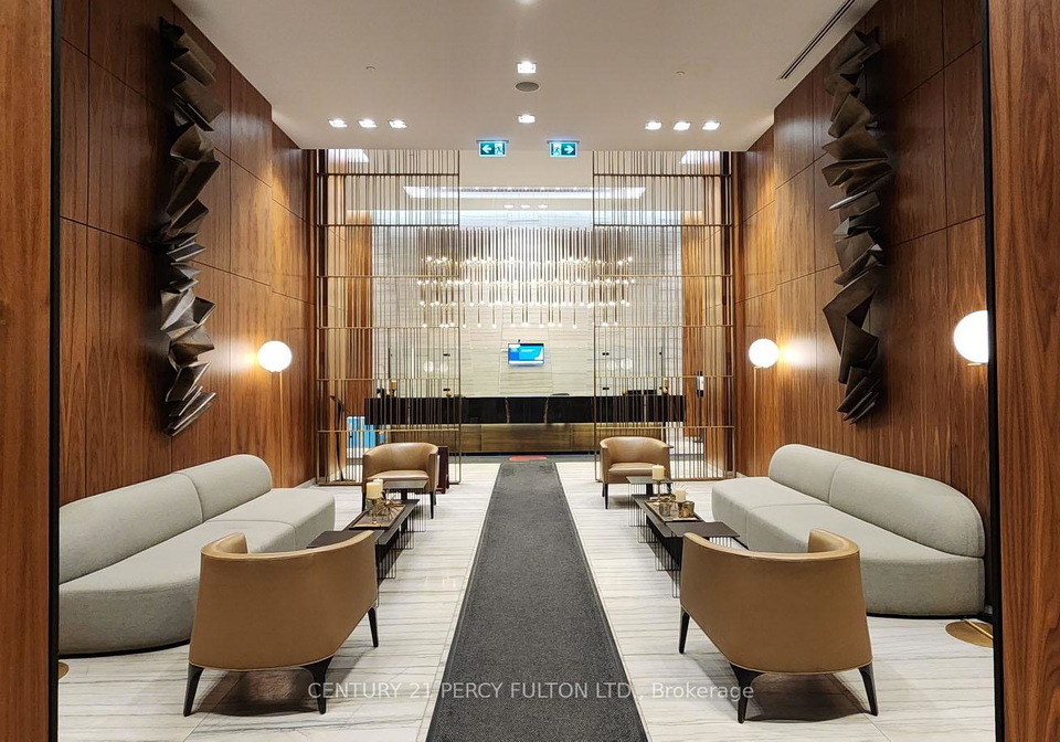 8-eglinton-avenue-e-toronto-ontario-c12394534