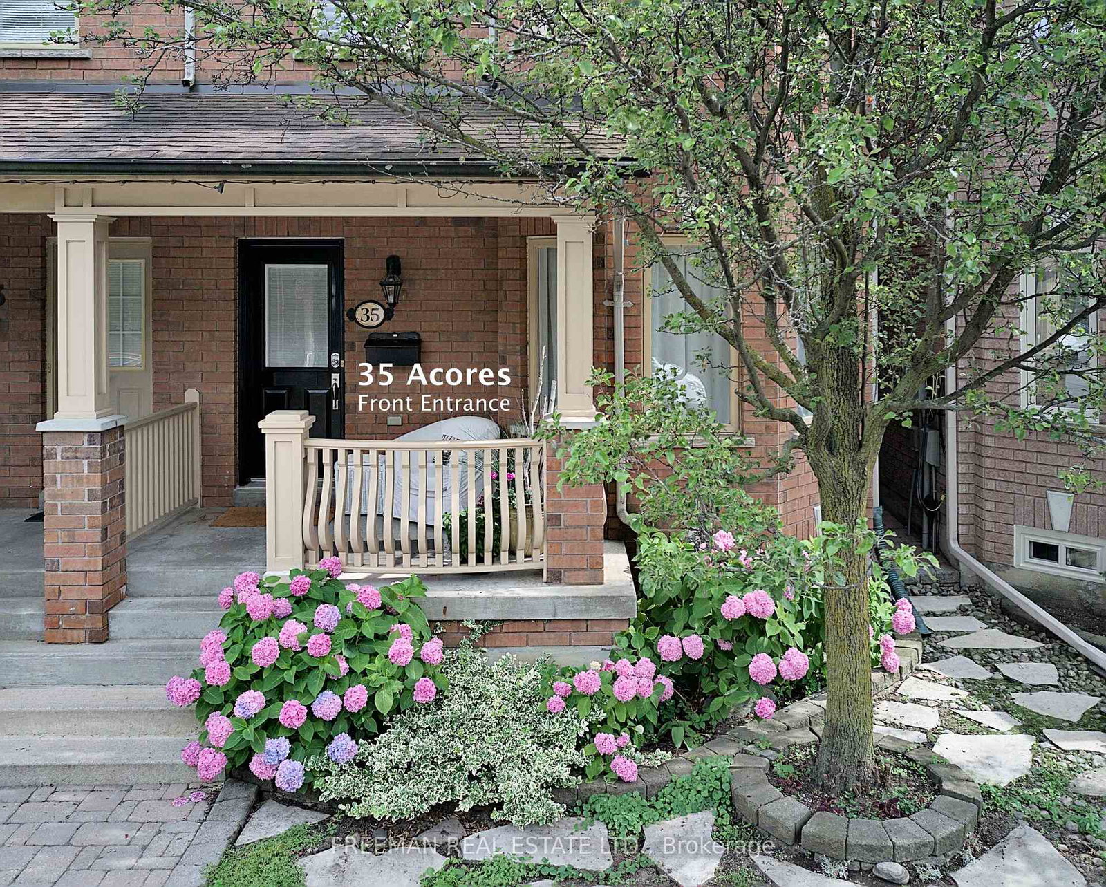 35-acores-avenue-toronto-ontario-c12394555