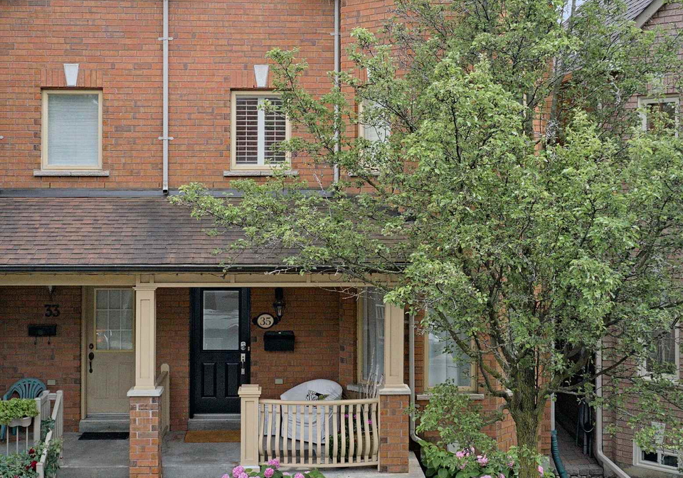 35-acores-avenue-toronto-ontario-c12394555