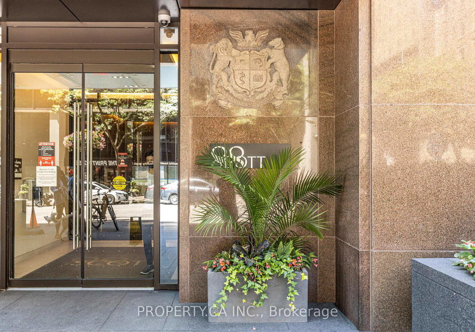 88-scott-street-toronto-ontario-c12394697